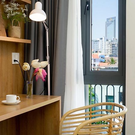 Sline Hotel Hue Exterior photo