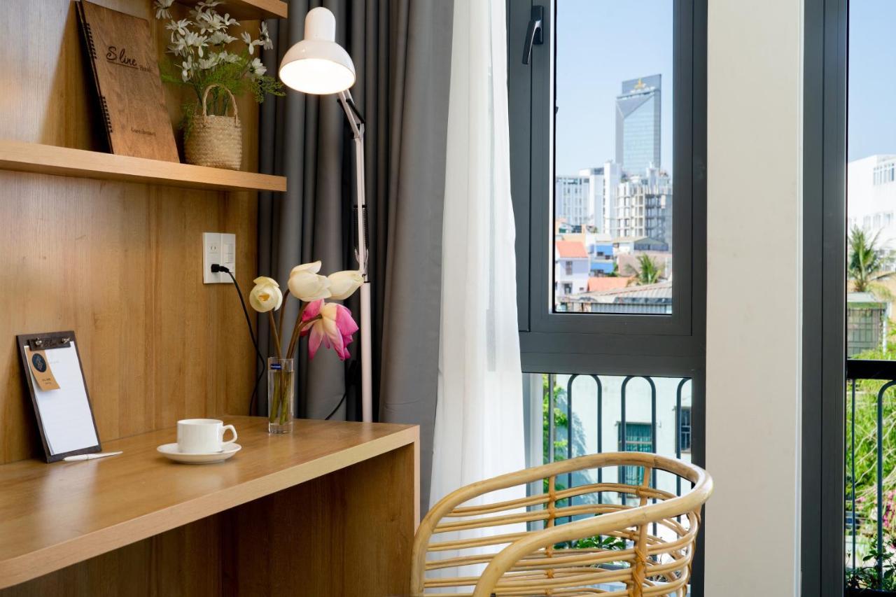 Sline Hotel Hue Exterior photo